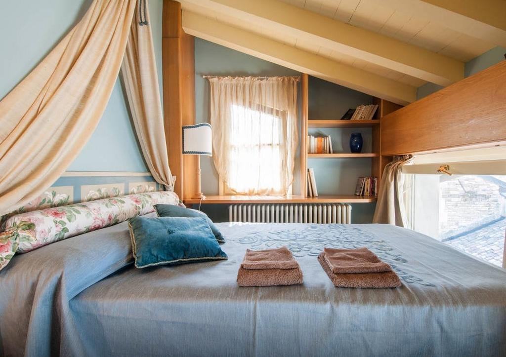 B&B La Torretta Di Via Tassis Bergamo Kamer foto