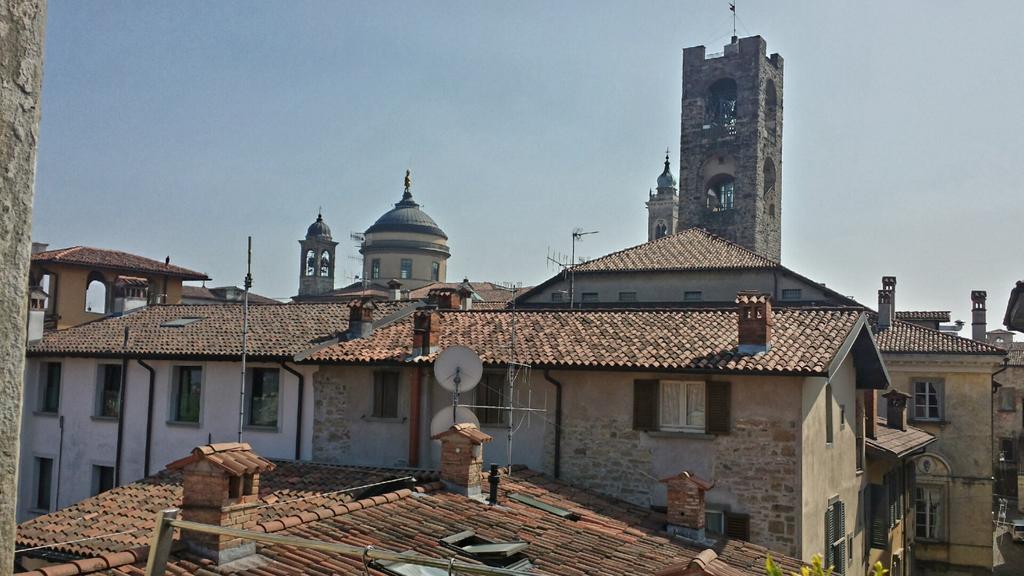 B&B La Torretta Di Via Tassis Bergamo Buitenkant foto